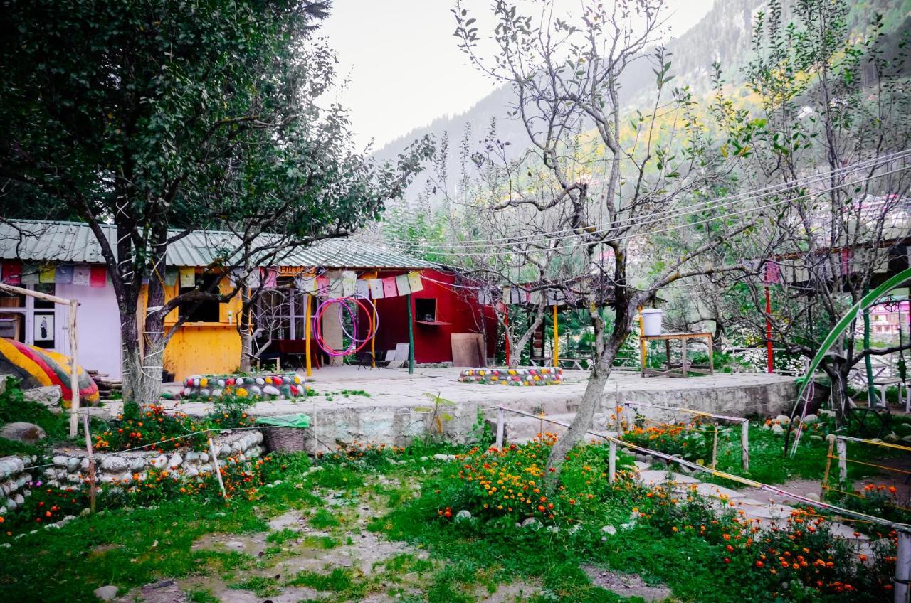 Himtrek Riverside Camps & Hostel Manali Exterior foto